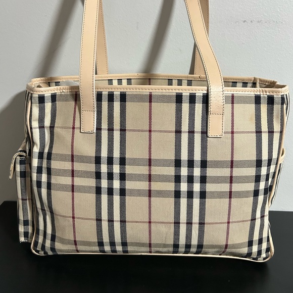 Burberry bag in beige Haymarket canvas and beige leather - Picture 4 of 17